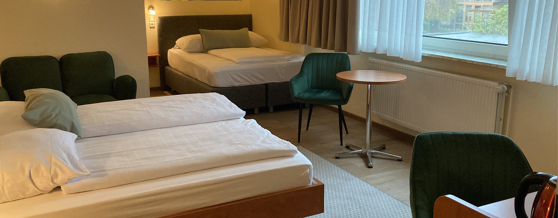 Gepflegtes Ambiente - renovierte & modernisierte Zimmer
